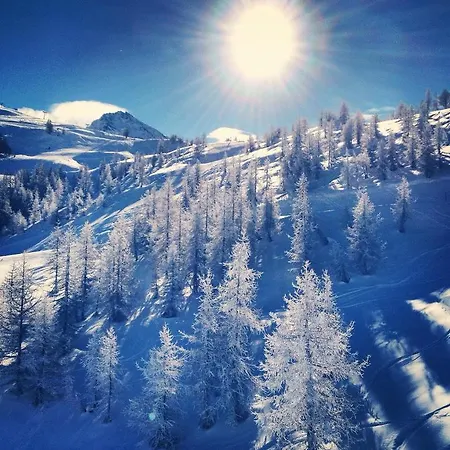 מלון Banchetta 3*